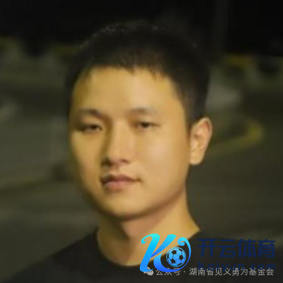 龙翱、汪国华拟被追授骁雄